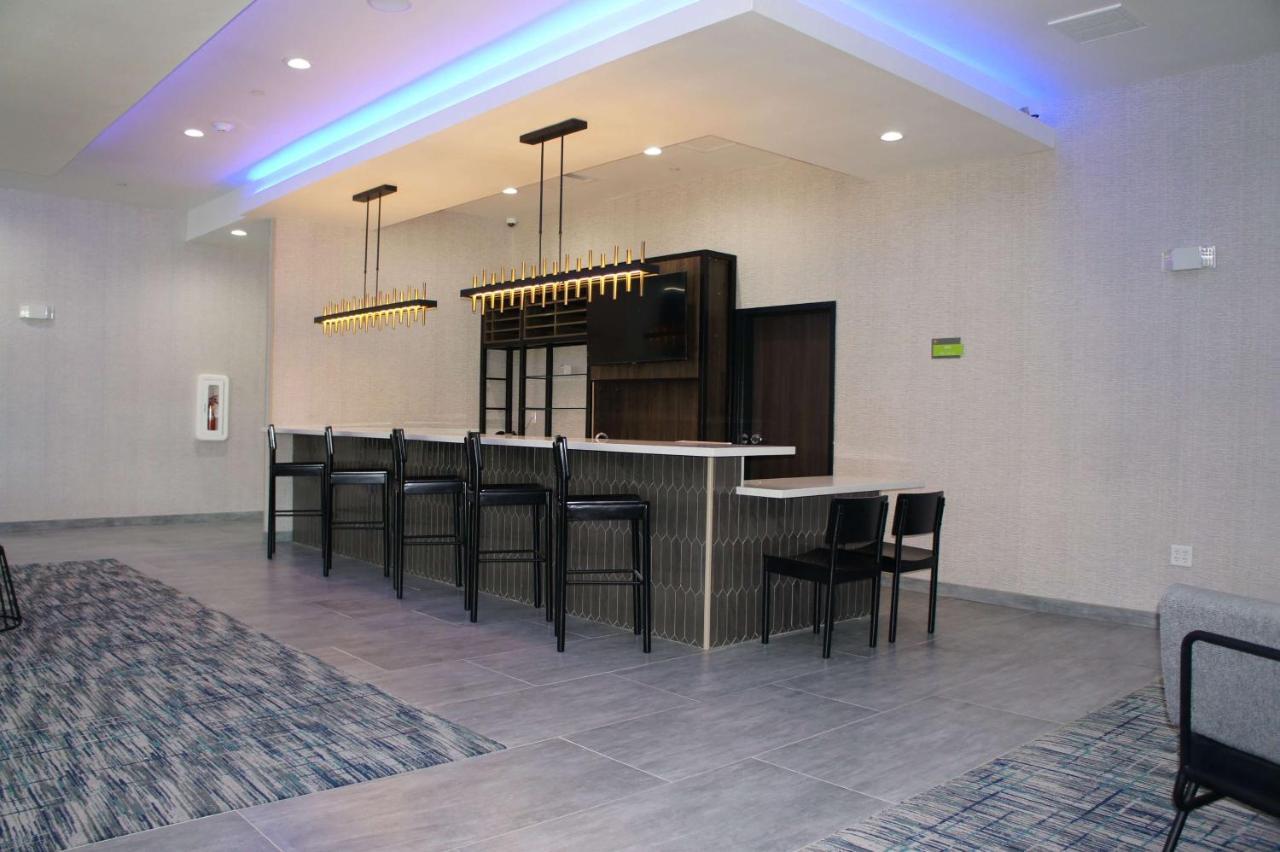 La Quinta Inn&Suites by Wyndham Galveston Extérieur photo